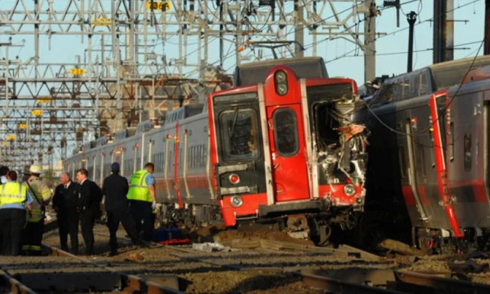 Ισπανία: Ένας νεκρός και 85 τραυματίες σε σύγκρουση δύο τρένων στη Βαρκελώνη